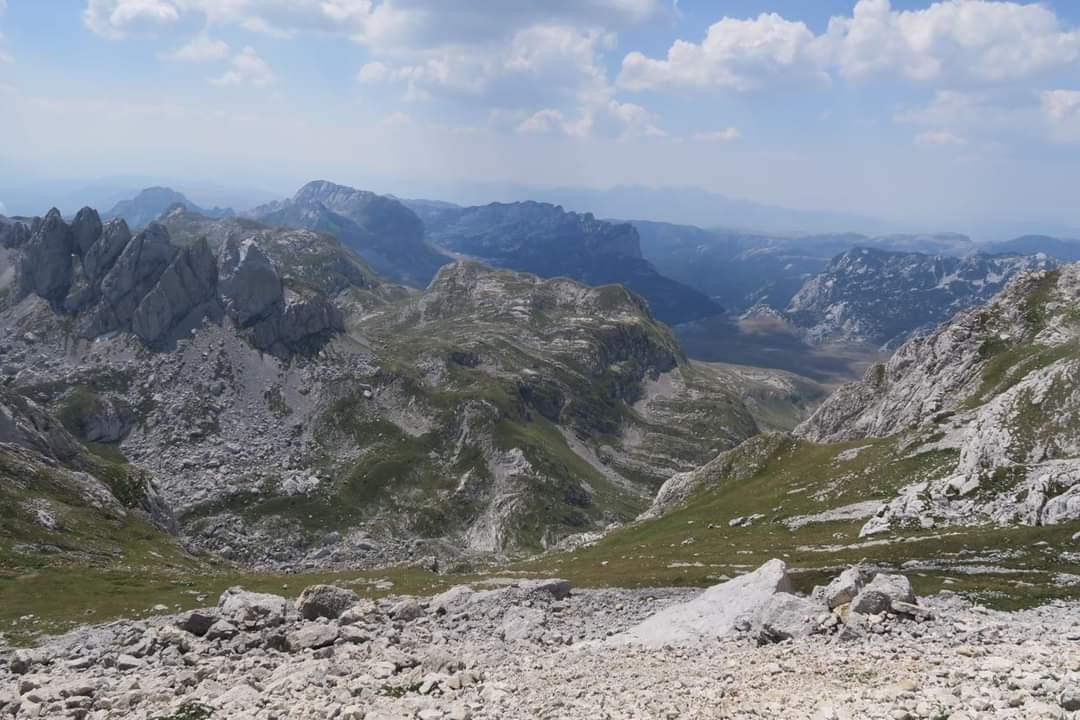 Zvala u pomoć da se zaglavila na planini, spasioci krenuli - ali nje nigde nije bilo: Nesvakidašnja akcija na Durmitoru, za Izraelkom se satima tragalo dok se ona vratila na Žabljak