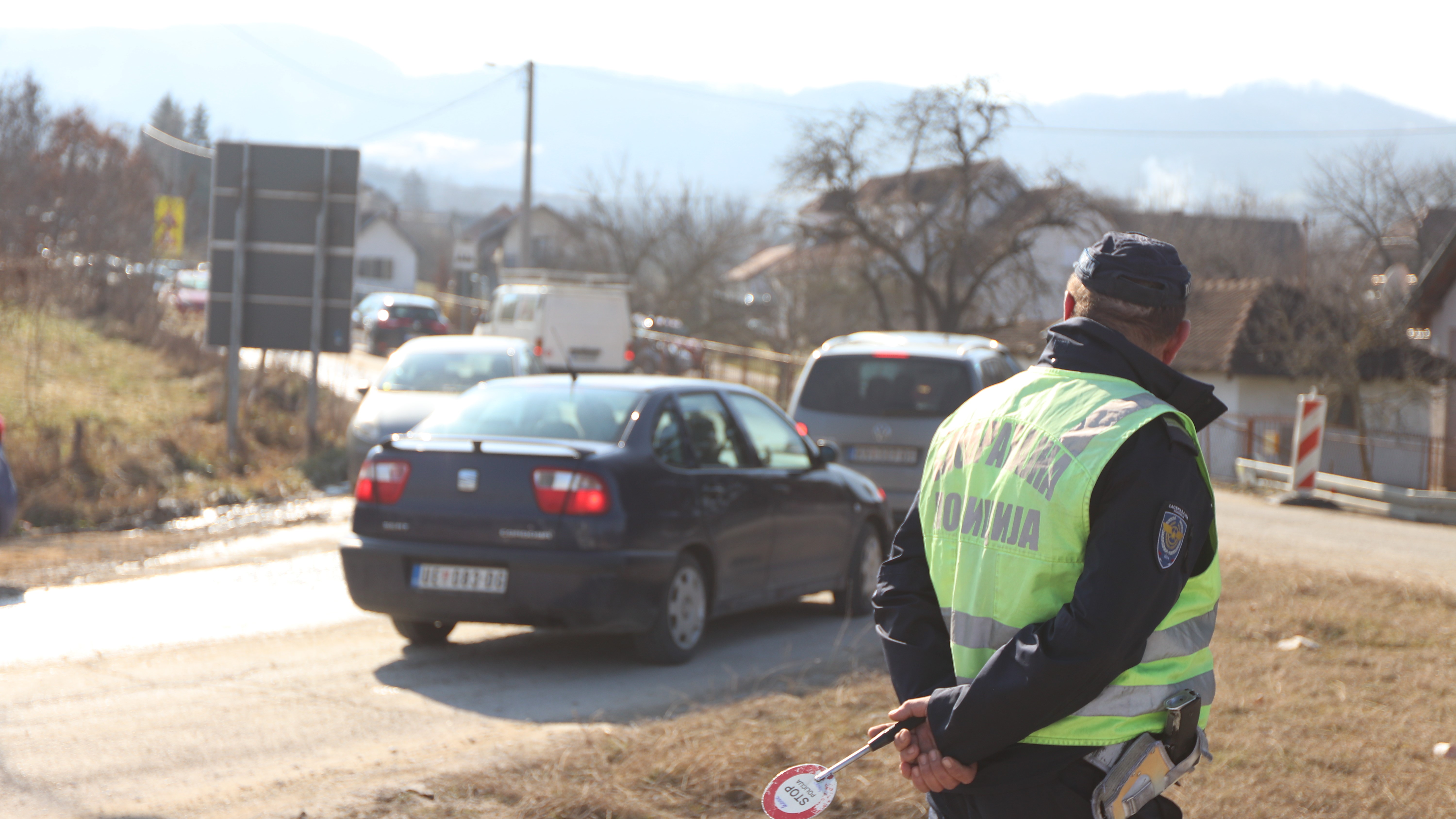 Novopazarac mrtav pijan zaustavljen u centru grada: Policija ga alkostestirala i ostala u šoku, "naduvao" 2,5 promila