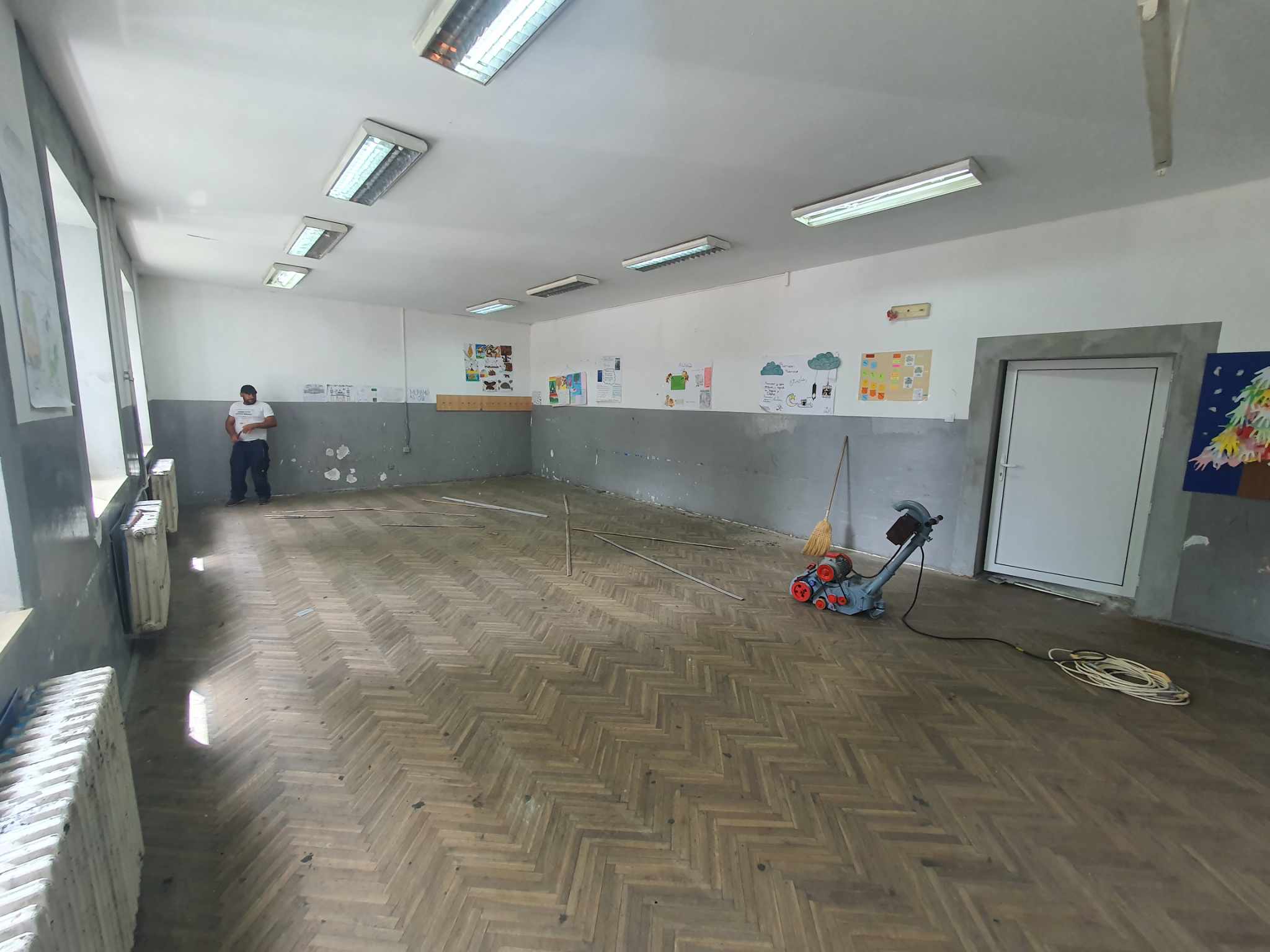Učitelj Muhamed samoincijativno uredio učeniocu za svoje đake / foto: Privatna arhiva