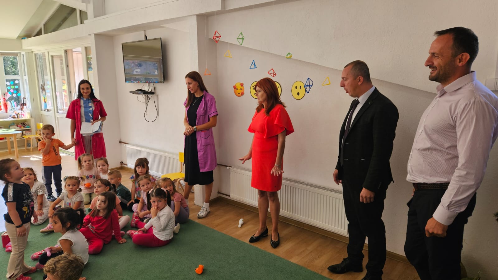 Nesvakidašnji gest predsednika opštine Prijepolje: Drago Popadić novac za kupovinu novog službenog automobila preusmerio na opremanje vrtića - na taj način smanjene liste čekanja (FOTO)