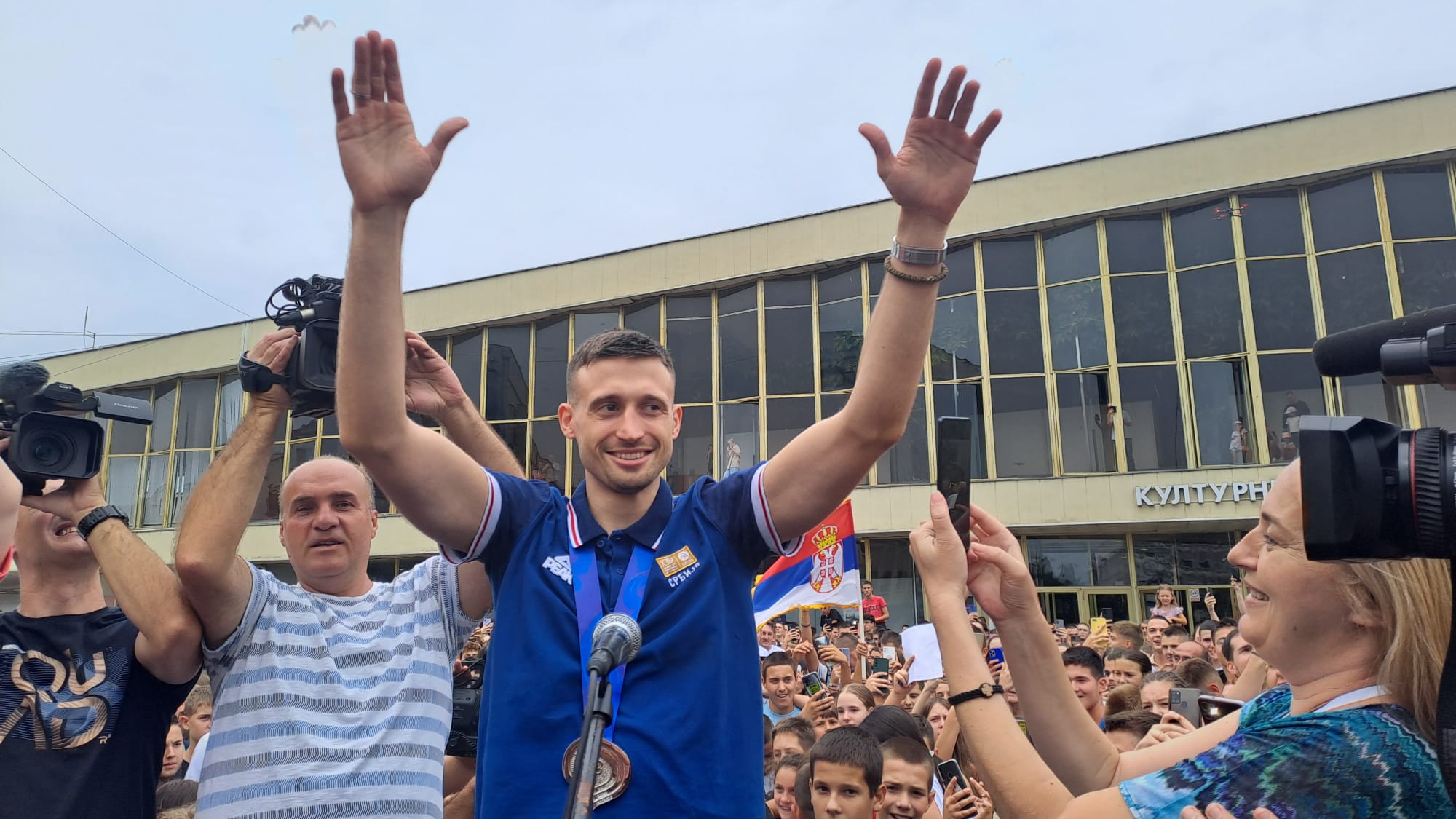 Čačak je dočekao svoje košarkaške velikane / foto: RINA