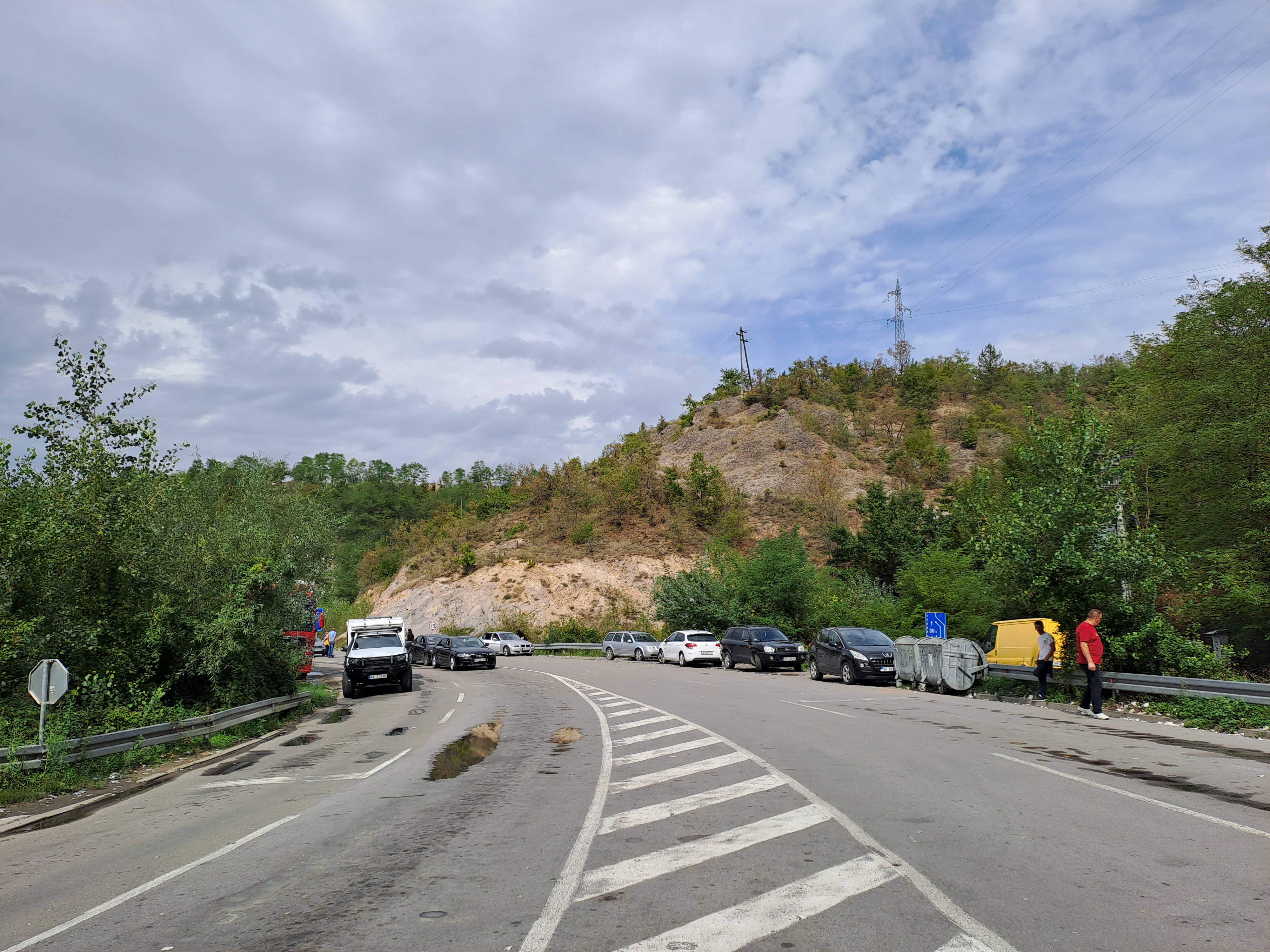 Na Jarinju zabranje prolaz vozila/ Foto: RINA