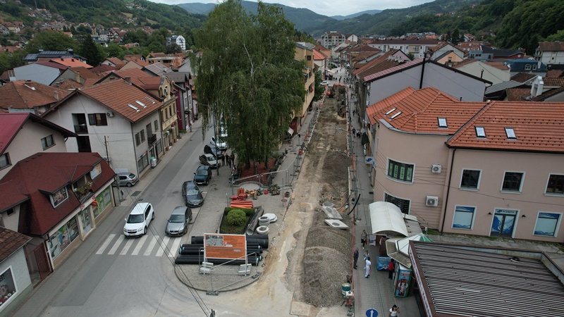 Sedam decenija krpljene su samo udarne rupe, ali sada je konačno počela njena kompletna rekonstrukcija / foto: RINA