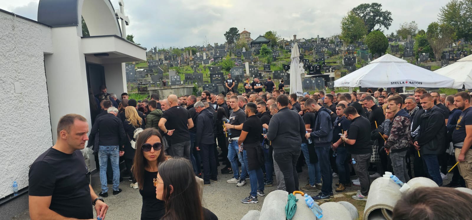 Potresne slike sa groblja u Vrnjačkoj Banji / foto: RINA