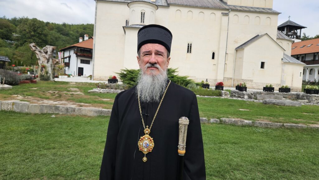 Vladika Atanasije poslao vernicima jaku poruku / foto: RINA