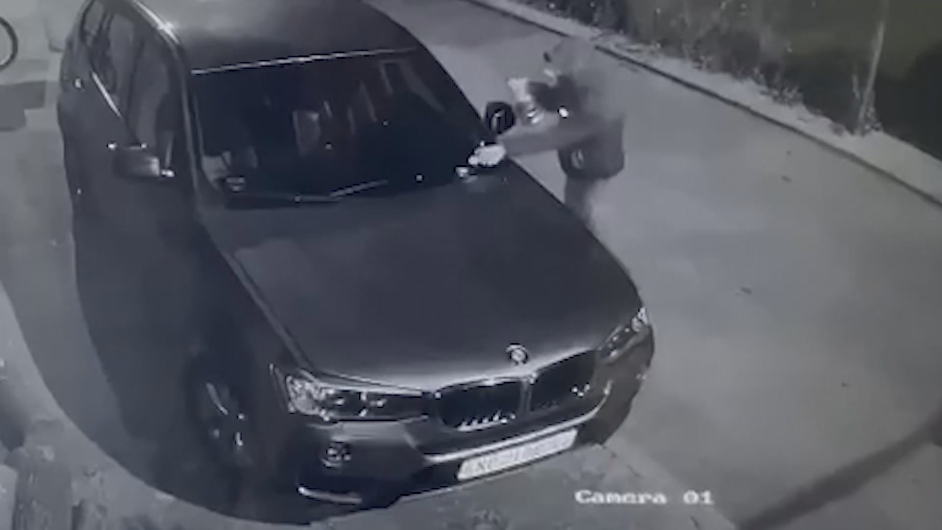 Novopazaska policija rasvetlila slučaj zapaljenog BMW-a: Brzom reakcijom indetifikovali i uhapsili tridesettrogodižnjeg sugradjanina/ Foto: RINA