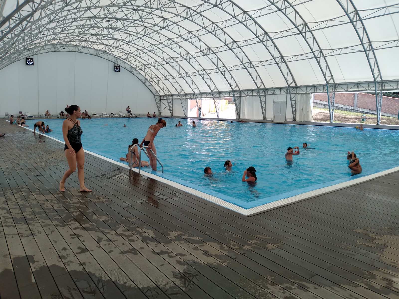 Bravo Kragujevčani i bravo za Radnički: Svakog ponedeljka korišćenje zatvorenog bazena u ovom gradu biće besplatno 