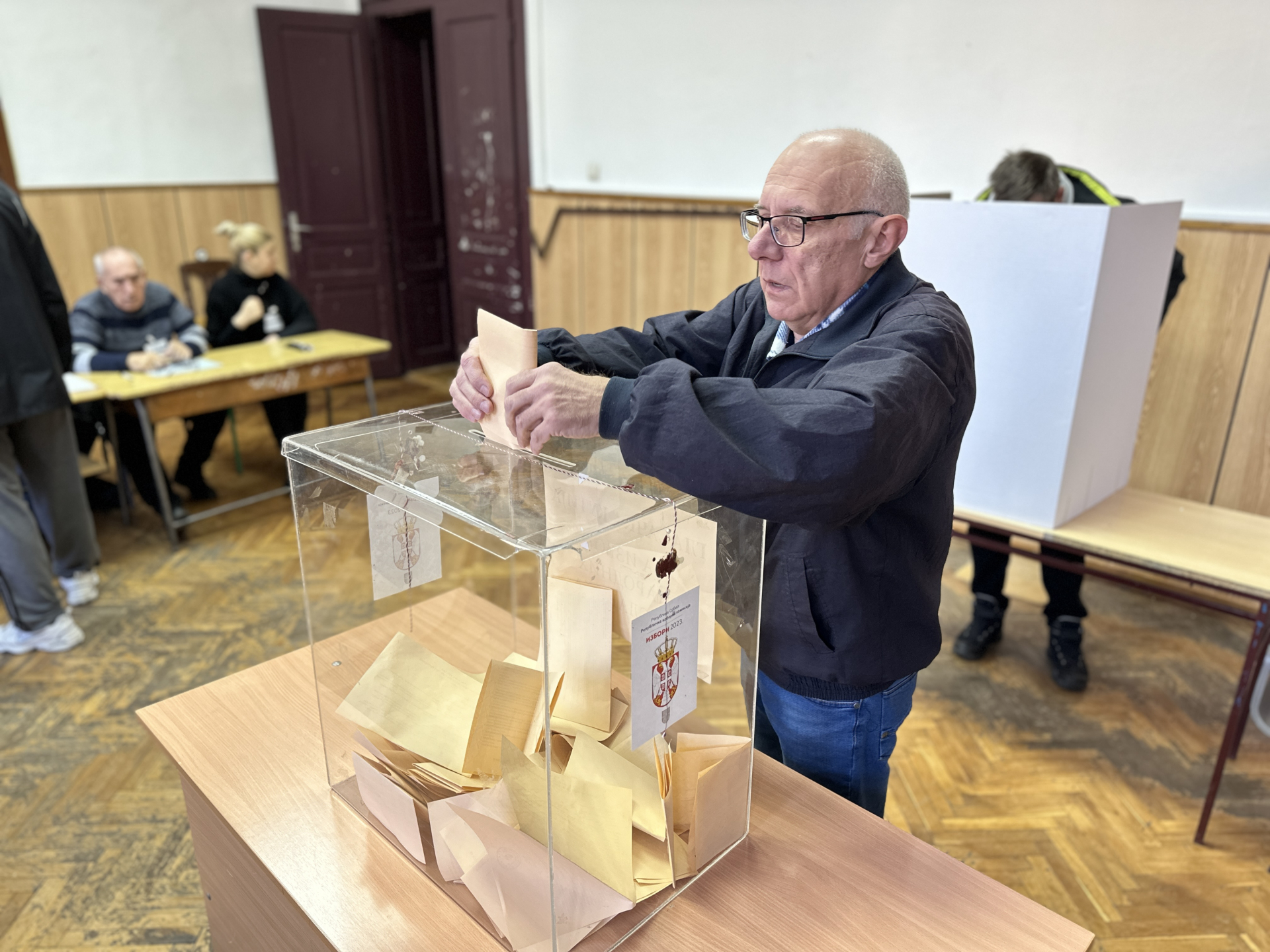 Građani Zapadne Srbije krenuli na birališta / foto: RINA