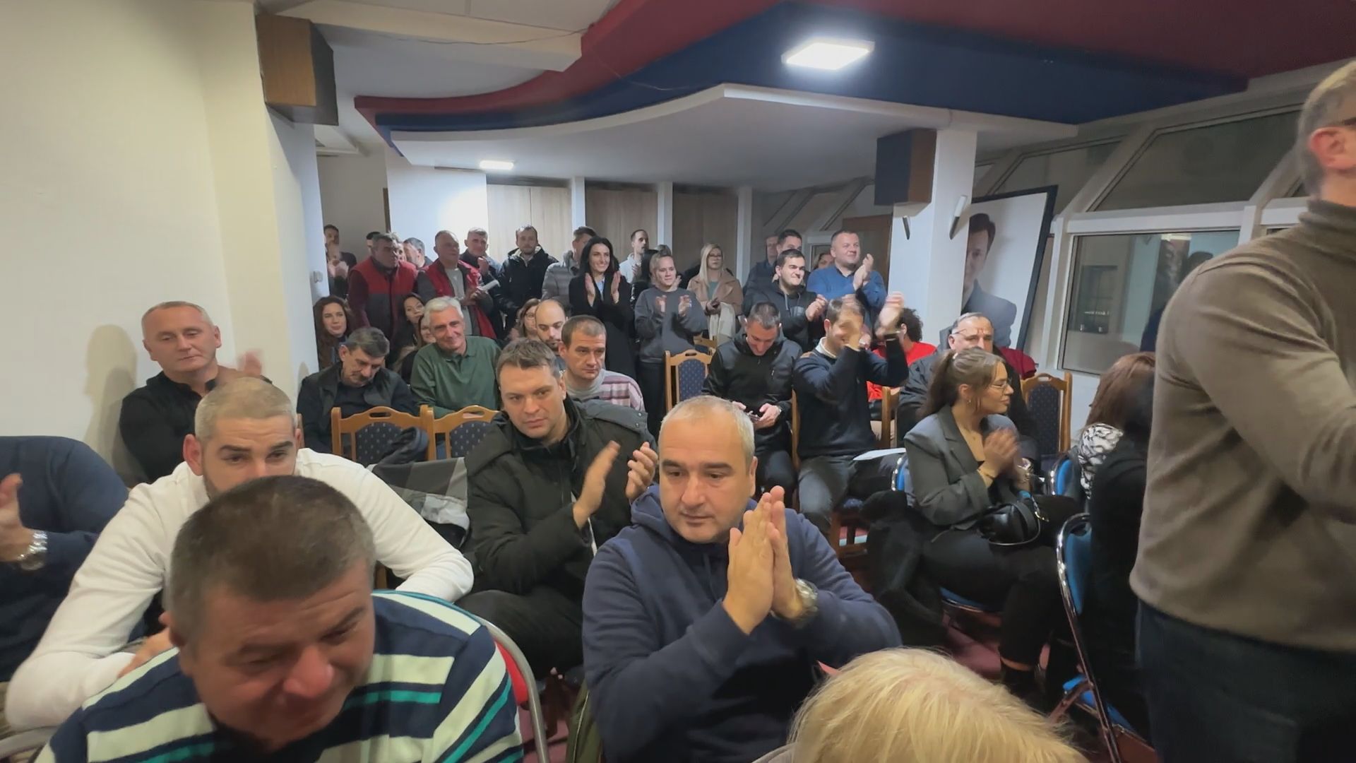Narod je na izborima rekao da ceni trud i rad za bolju budućnost: Vučić ubedljiv u Zapadnoj Srbiji, ovako se glasalo po opštinama (FOTO)(VIDEO)