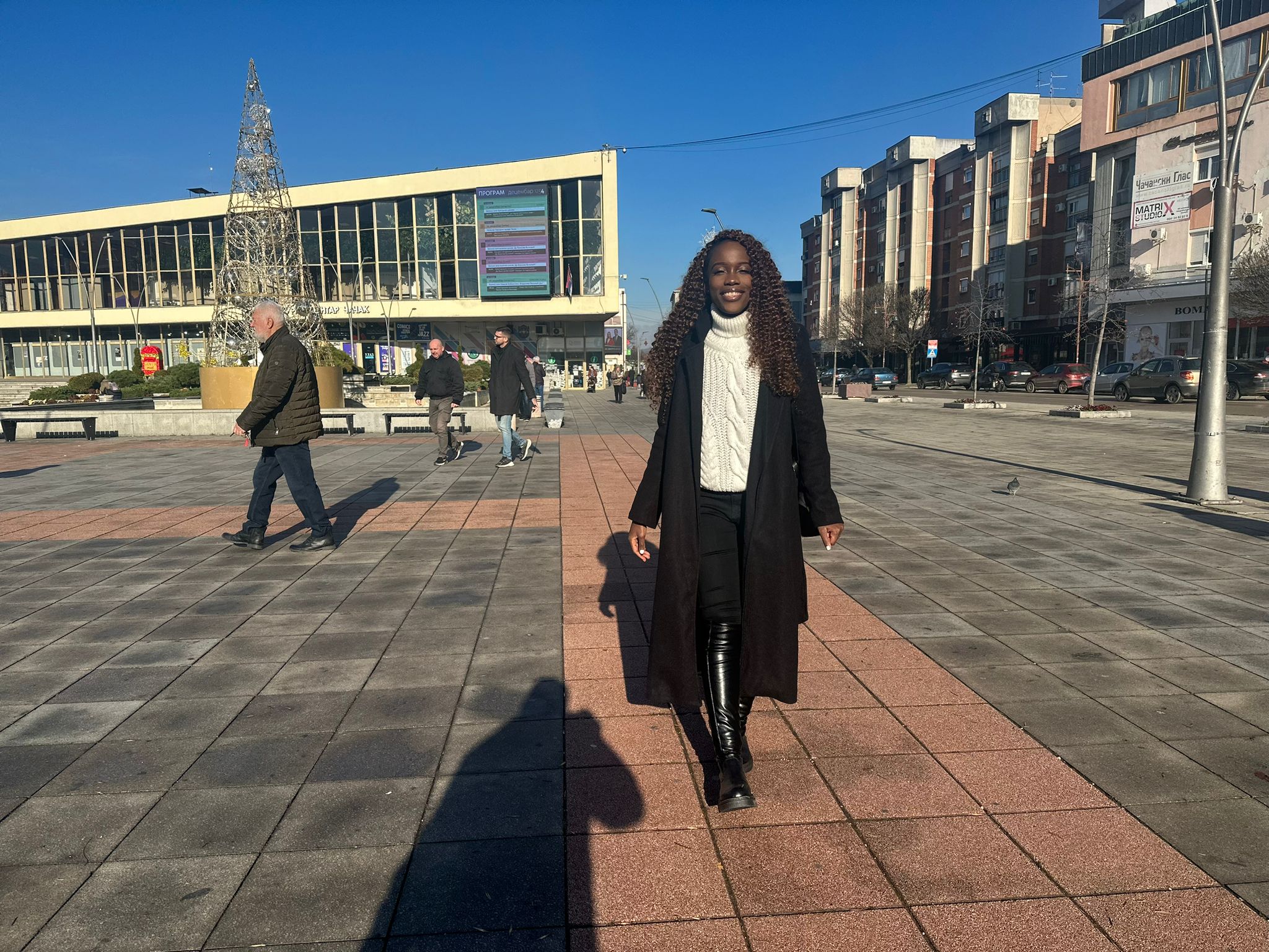 Ona je srpska snajka koja obožava pečenje: Patricia se zbog ljubavi iz Afrike preselila u Čačak, krstila se u našoj crkvi i primila pravoslavlje (FOTO)