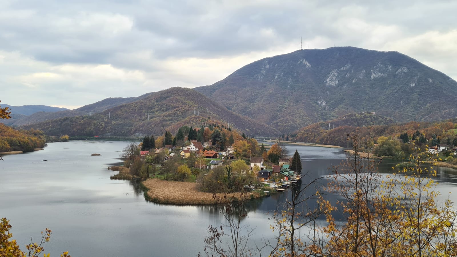 Srpski Bled na Zapadnoj Moravi, nestvarna lepota ostavlja bez daha/ Foto: RINA