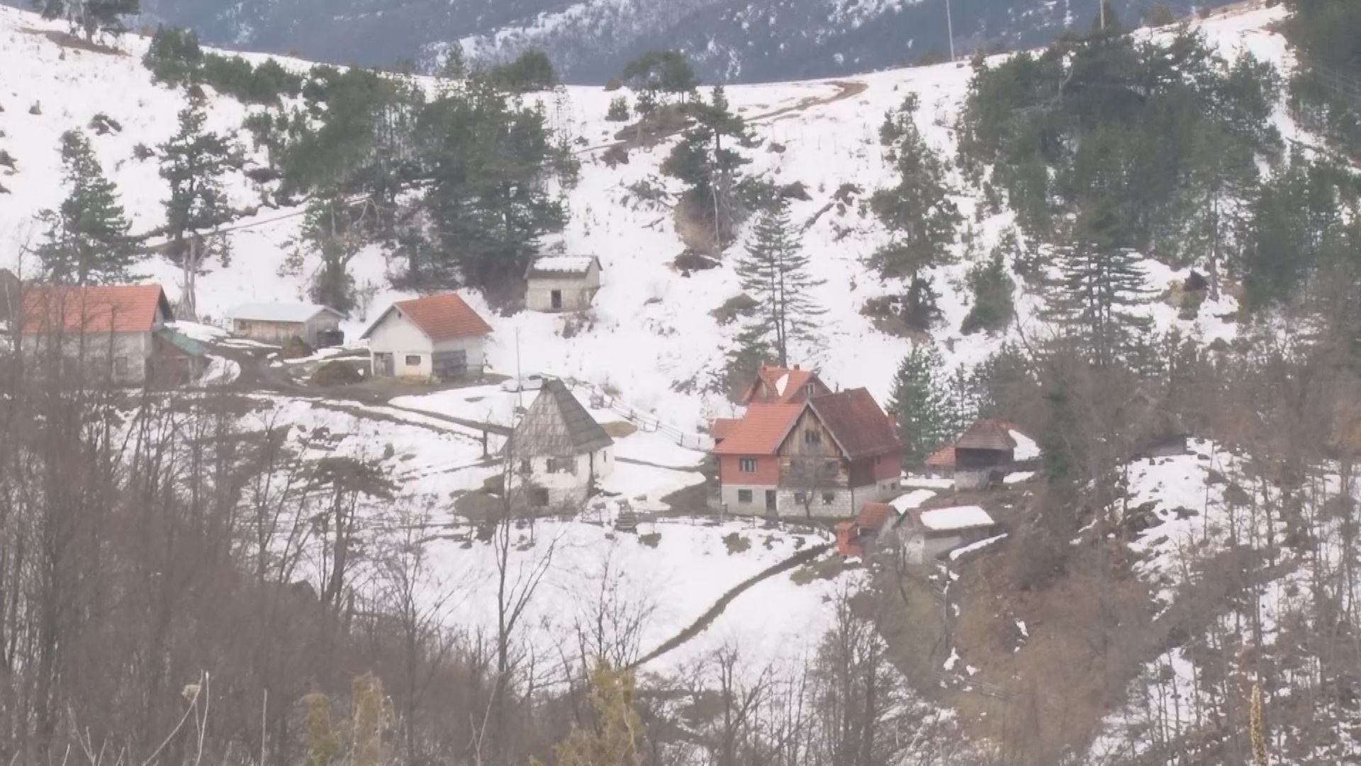 Niko se ne svađa, svi živimo složno: Ovo je jedino selo u Srbiji koje je ime dobilo zbog dragih lica koja u njemu žive, živopisan dragulj na Murtenici (FOTO)