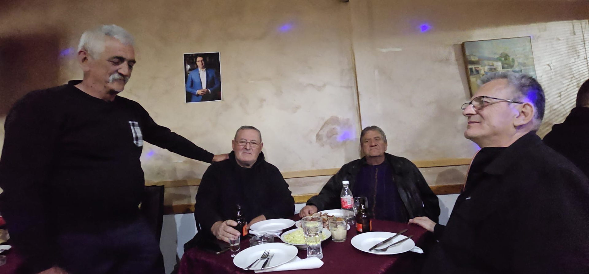 Cale je vredni moler i odlučio je da napravi proslavu za Vučićev rodjendan / foto: RINA