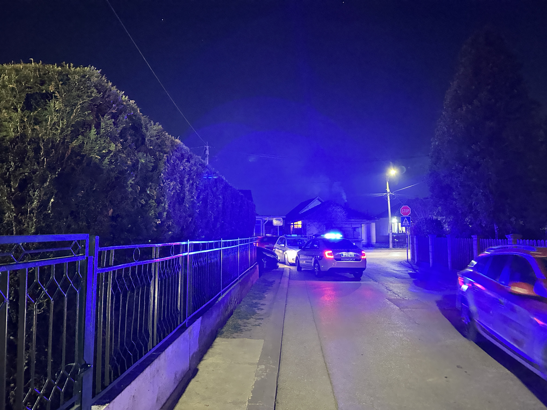 Ukradeno vozilo pronađeno u Čačku: Lopovi ga ukrali u Kragujevcu i dovezli do Ljubića - policija odmah reagovala (FOTO)