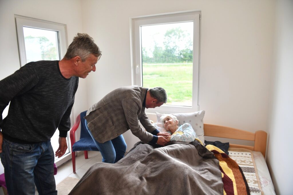 Prednost umaju porodice sa više dece: Grad Čačak zbrinuo 103 porodice i dao im krov na glavom (FOTO)