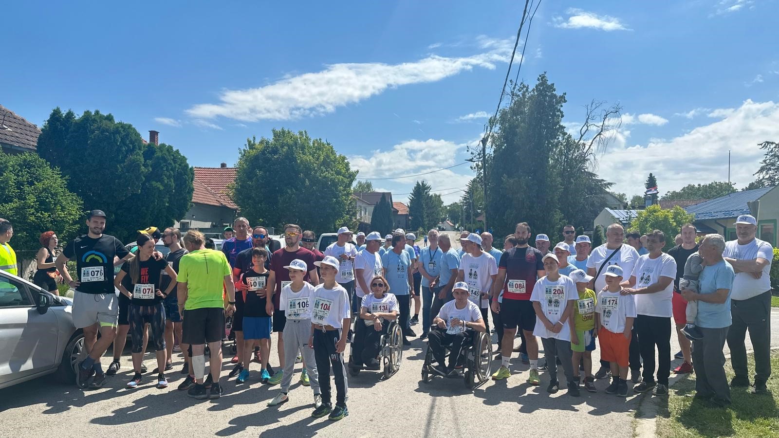 Nikad više Đoka na jednom mestu: Počela jedinstvena manifestacija Belegišu koja okuplja sve ljude sa imenom Đorđe, najstariji ima 96 a najmadji dve godine (FOTO)