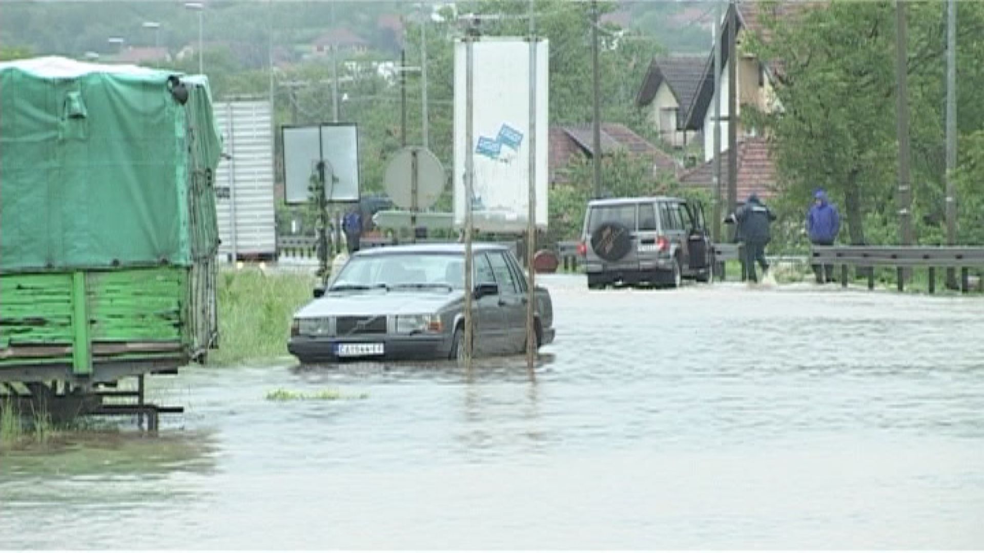 Živeli smo mesecima na ploči štale, do kuće smo prilazili čamcima: Dramatična sećanja Čačana na katastrofalne poplave pre deset godina, samo se nadaju - bilo ne ponovilo se (FOTO)