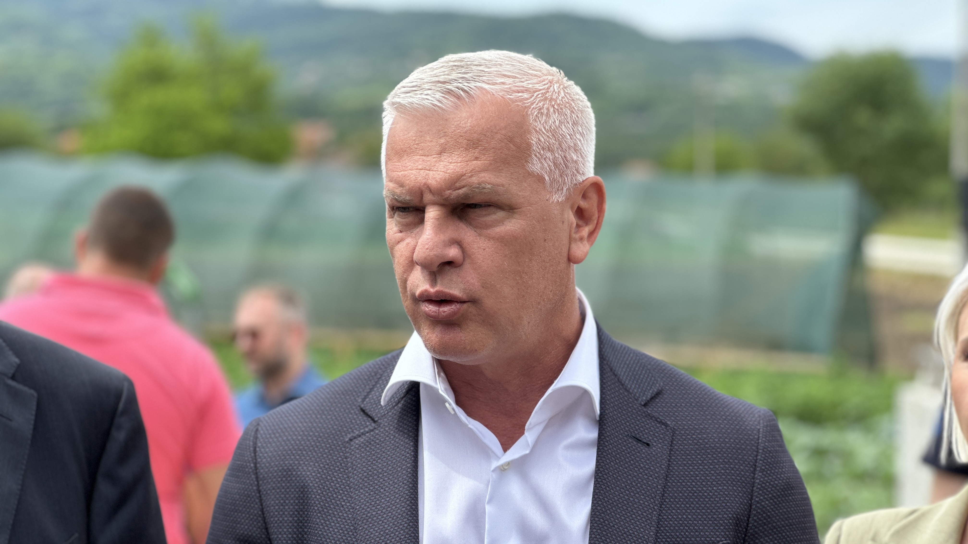 Sva raspoloživa mehanizacija na terenu, stalno smo na vezi sa Sektorom za vanredne situacije: Puzović poručio - u Novom Pazaru u toku infrastrukturni radovi nakon kojih će izlivanje reka postati prošlost (FOTO)