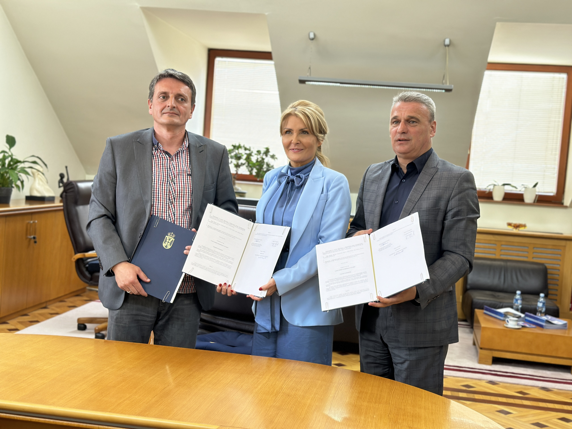 Gradi se trening centar u dvorištu Mašinsko-saobraćajne škole u Čačku / foto: RINA