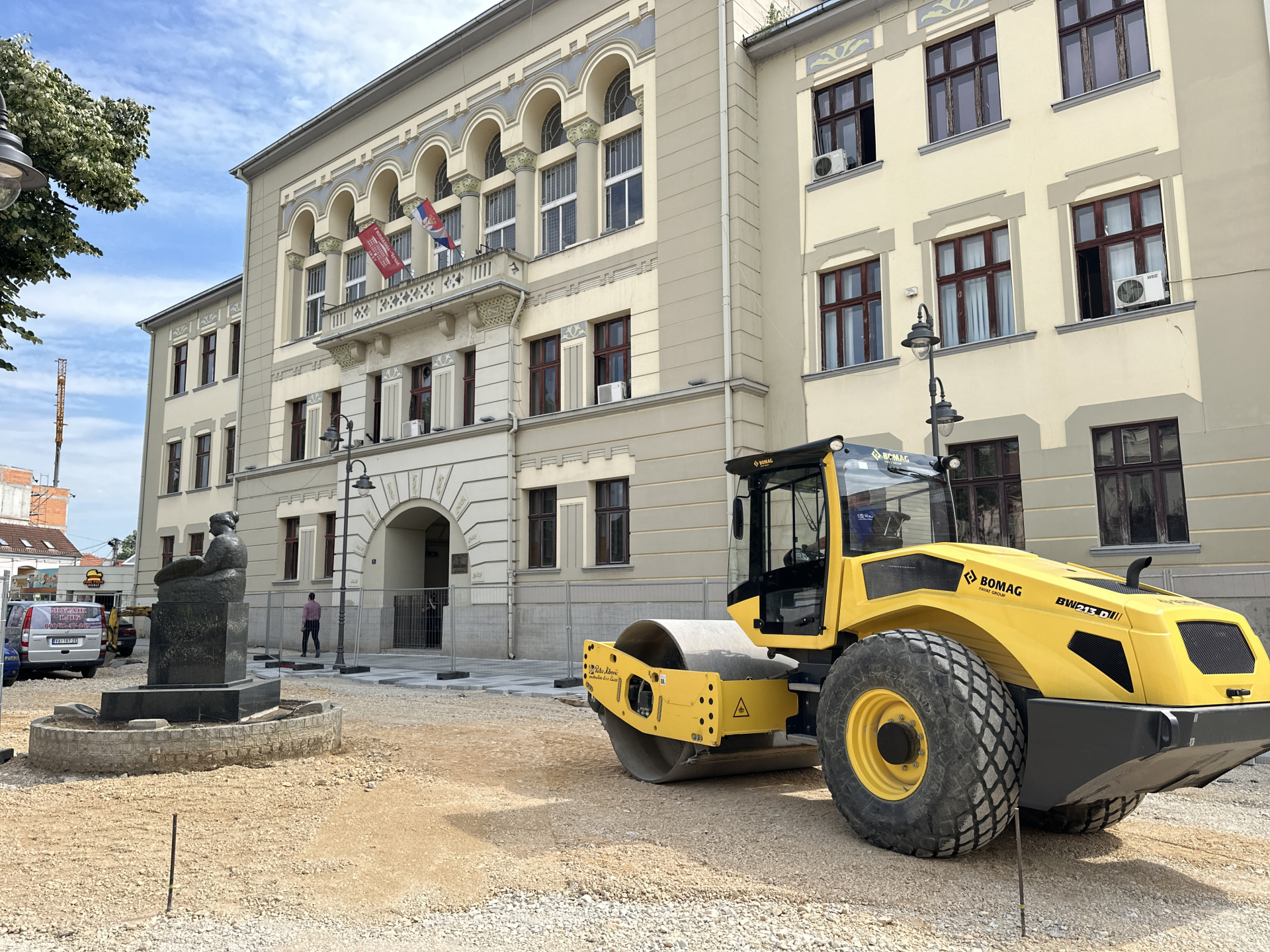 Ovako izgleda čačanska Knez Mihailova iz vazduha: Veličanstveni prizori centra grada na Moravi, urađena velika pešačka zona na ponos građanima i budućim generacijama (FOTO)