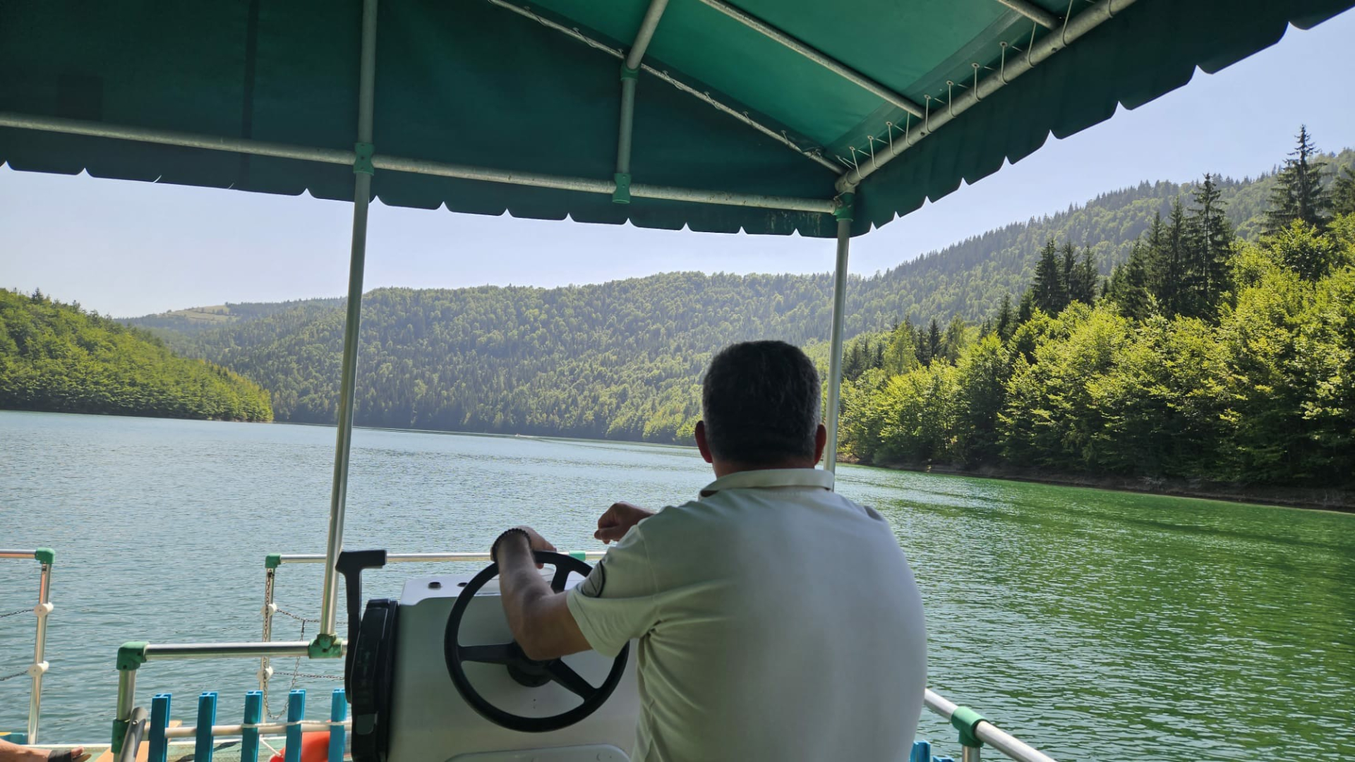 Zlatarsko jzero kod Nove Varoši je hit leta / foto: RINA