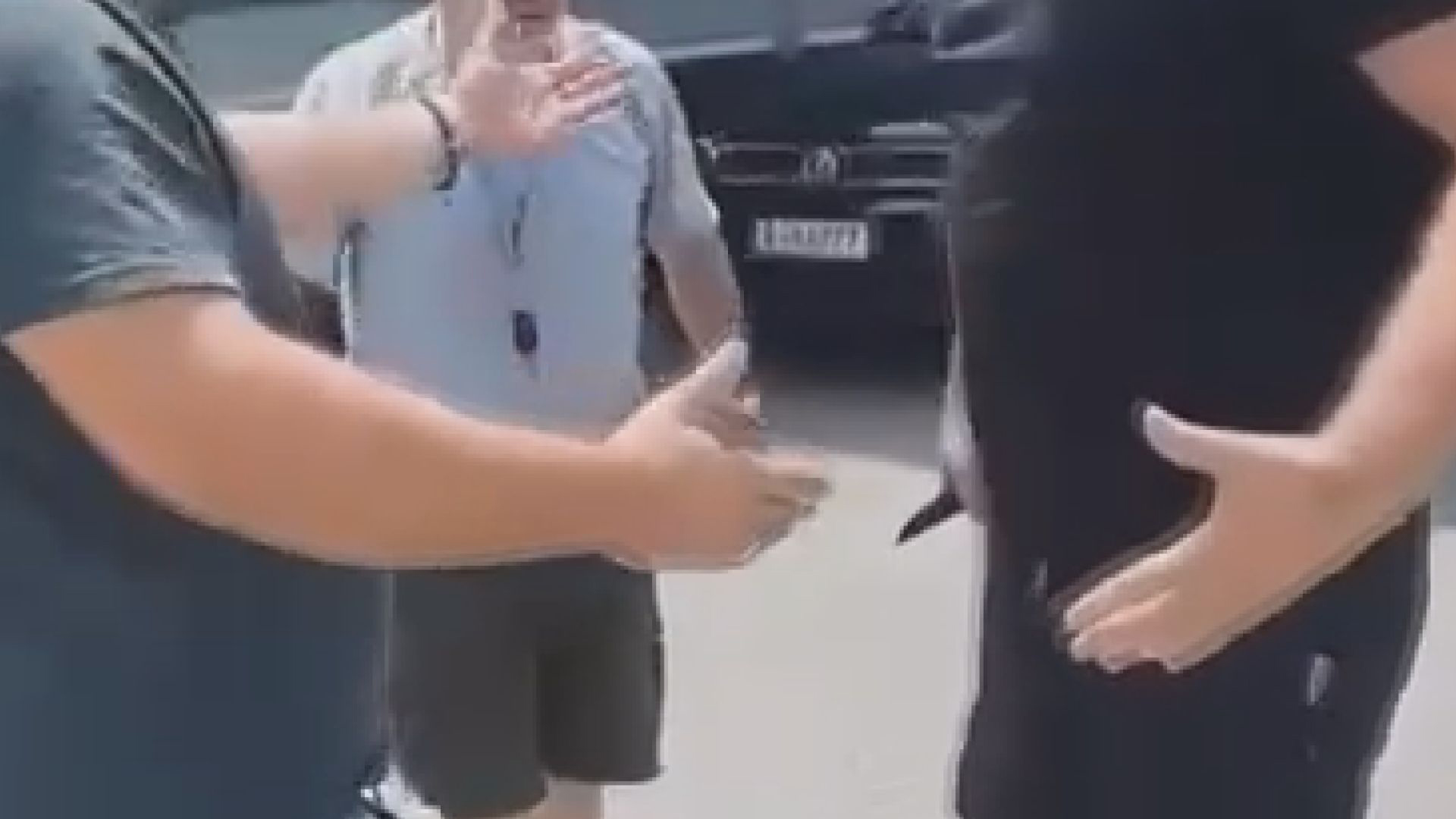 Drama na Horgošu: Vozač teretnjaka izašao iz kamiona i potegao nož, policija odmah reagovala (FOTO)(VIDEO)