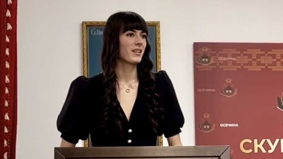 Neverovatan gest humanosti u Osečini: Na predlog predsednika opštine svi odbornici se odrekli svojih dnevnica, sav taj novac preusmeren za pomoć koleginici čija porodica je pretrpela ogromnu štetu u razornom nevremenu/ Foto: Privatna arhiva