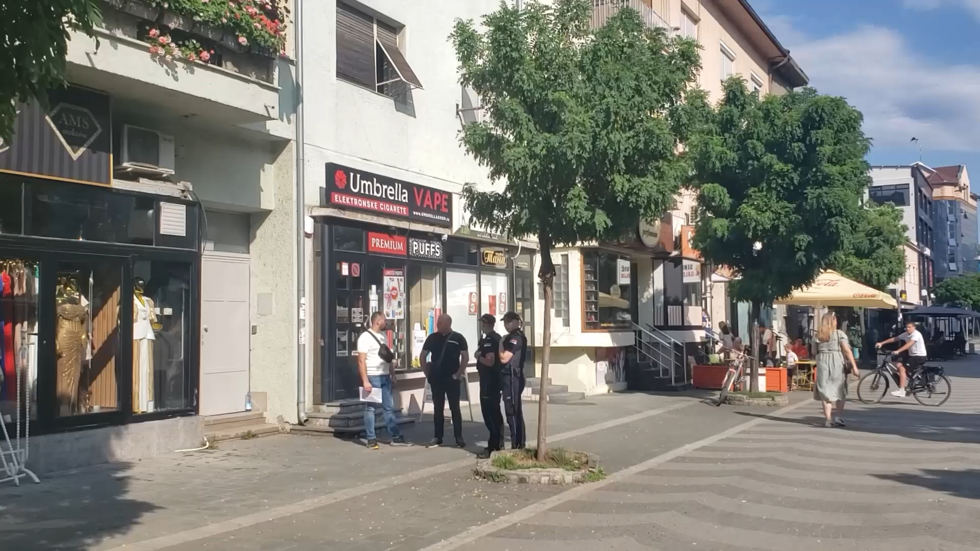 Viđali smo ga retko, nije bio upadljiv: Novi Pazar na nogama, ptresa se stan nastradalog vehabije/ Foto: RINA