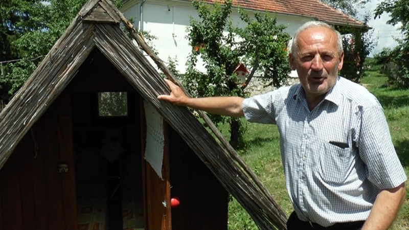 Napolju upekla zvezda, a u njima debela hladovina i samo jedan drveni krevet: Kućeri na Zlataru bili spas za čobane i čobanice, danas su prava turistička atrakcija (FOTO)