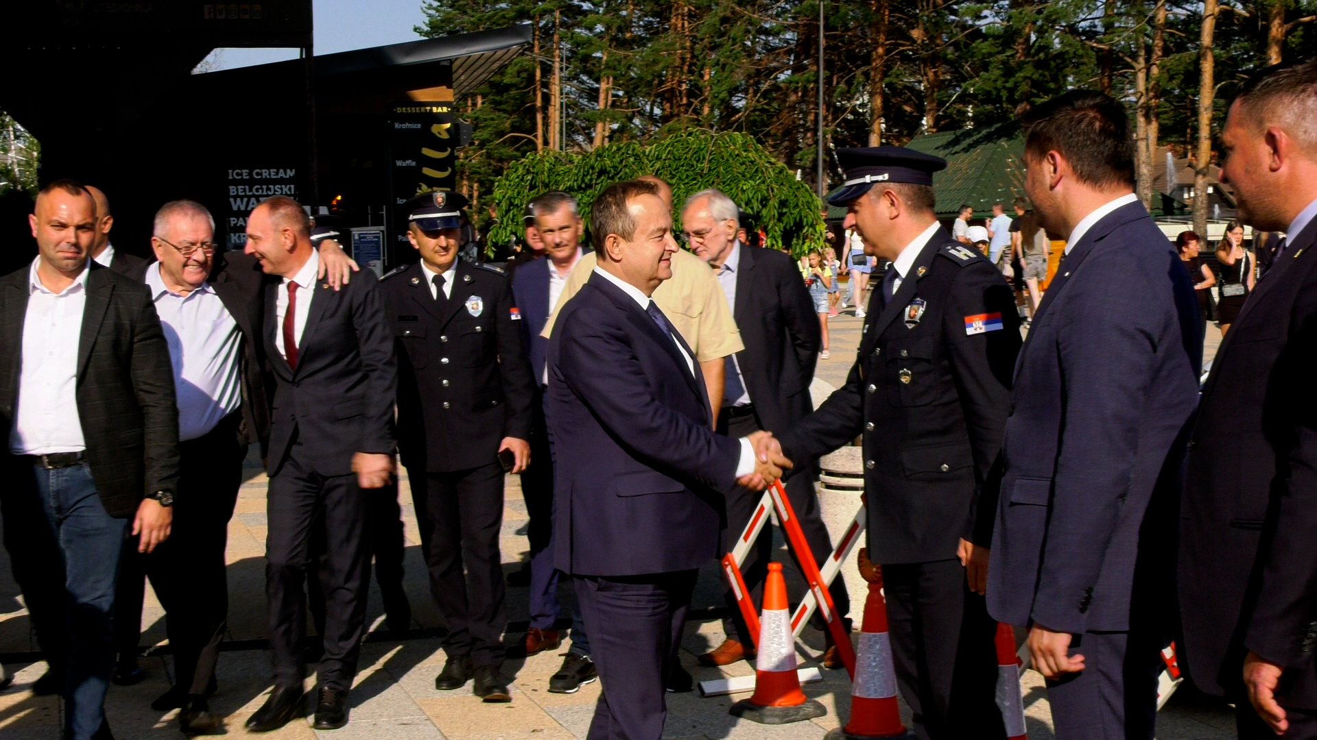 Dačić na Zlatiboru prezentovao Preventivni projekat Karavan bezbednosti u saobraćaju i naglasio - menjamo zakon/ Foto: RINA