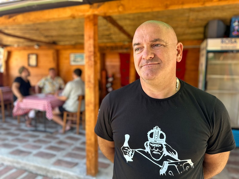 Pronašli smo idealan smeštaj u Guči za samo 15 evra, a domaći obrok košta 350 dinara: Cene na Saboru trubača u Guči ipak nisu tako paprene kako se priča, kod Dane i Miloša stižu gosti iz Nemačke i Hrvatske (FOTO)