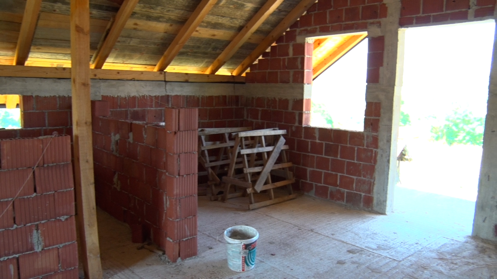Jojići ostali bez krova nad glavom u srašnom požaru / foto: RINA