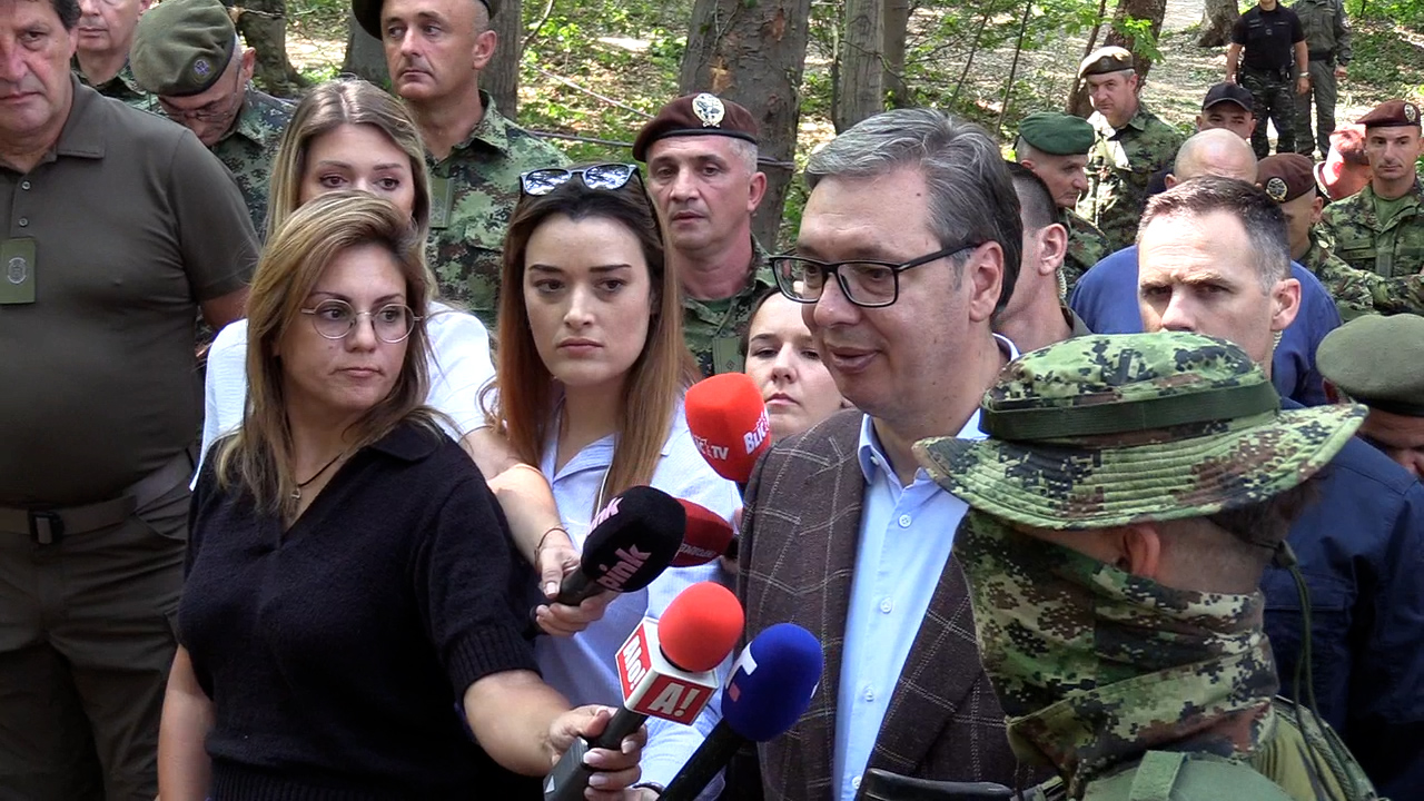Vučić na vojnoj vežbi na Gučevu / foto: RINA