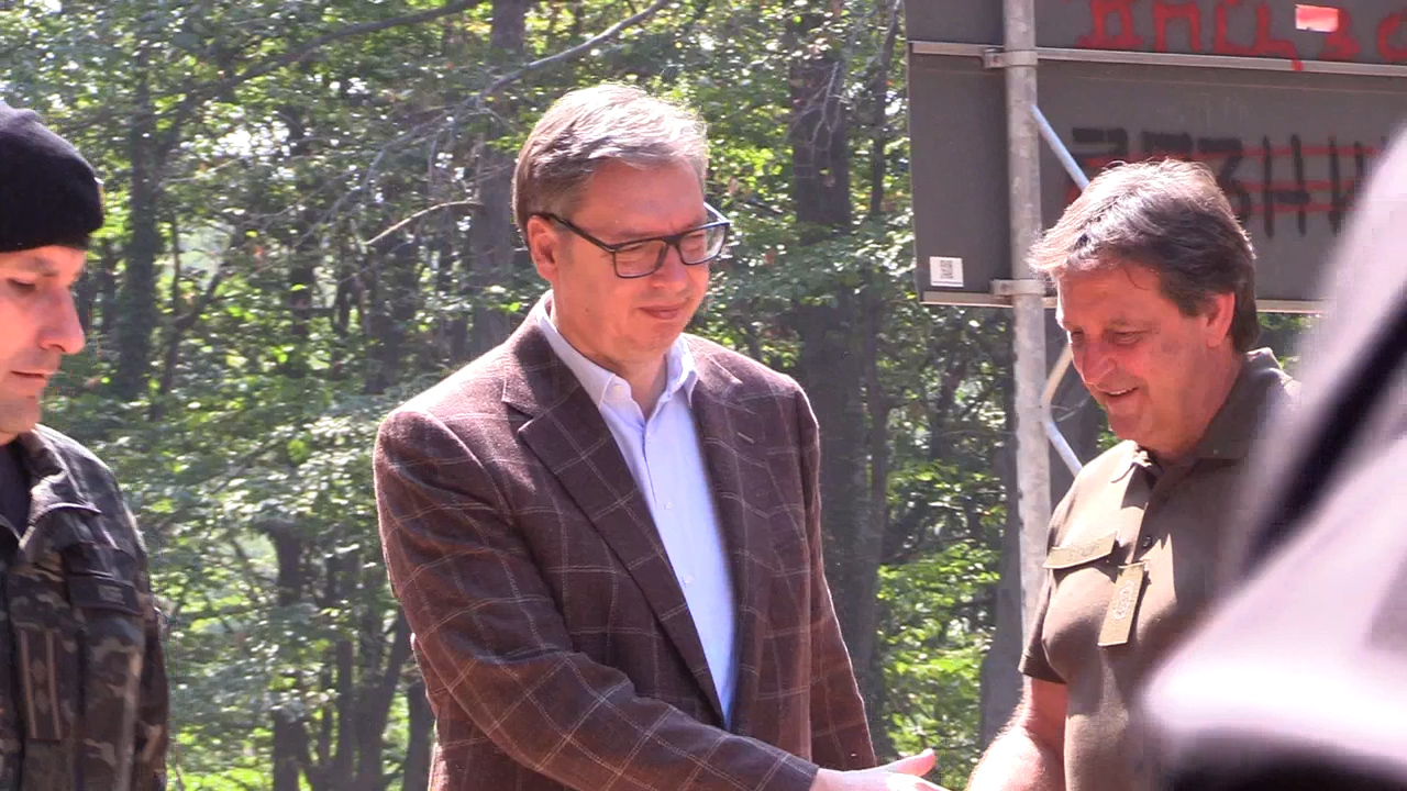 Vučić na vojnoj vežbi na Gučevu / foto: RINA