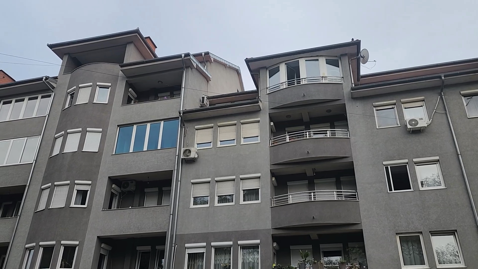 Dete zadobilo povrede glave i gornjih ekstremiteta: Zbog težine stanja prebačeno hitno za Beograd