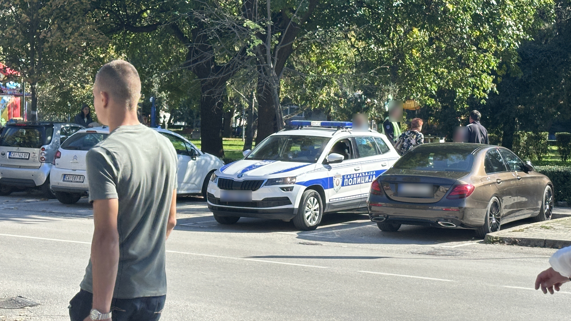 Udaren pešak u centru Čačka: Lakše povređen muškarac, policija stigla na lice mesta/ Foto: RINA