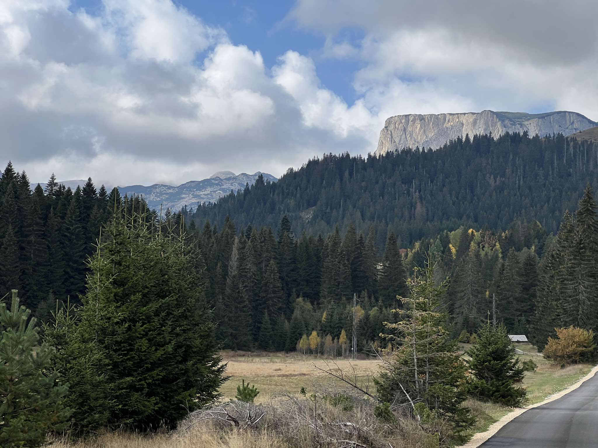 Nestvarna prirodna lepota, planinska jezera i pašnjaci: Durmitor proglašen za jedan od sedam najlepših Nacionalnih parkova u svetu (FOTO)