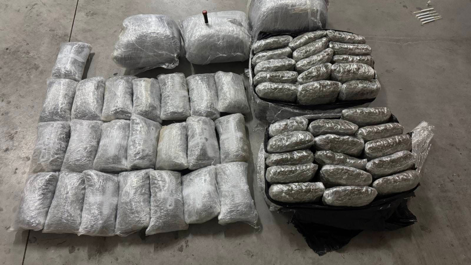 Ogromna zaplena droge u Crnoj Gori: Podgoričanin prevozio blizu 80 kilograma marihuane zamotane u pvc džakove (FOTO)