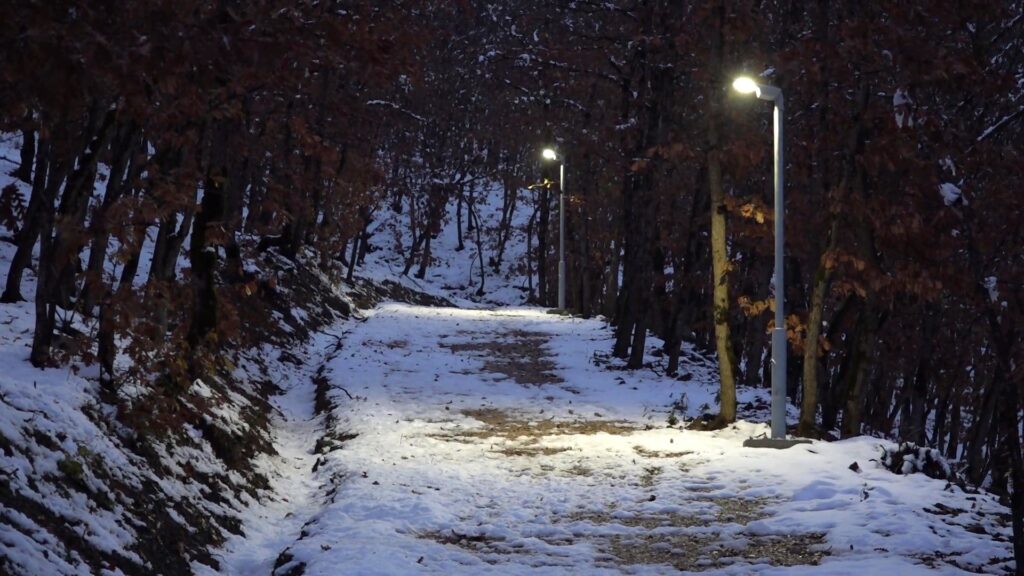 Dugačka preko jednog kilometra i košta 250.000 evra: Pribojska banja dobila svoju Stazu zdravlja, idealna za šetnju kroz šumu i prilagođena svim generacijama (FOTO)