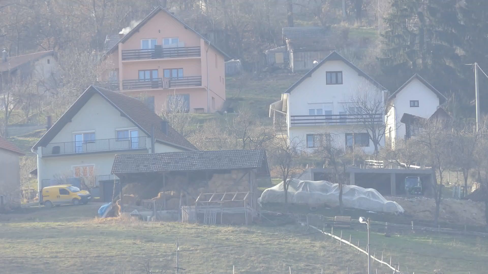 Nekada bila opština sa velikim zagađenjem vazduha, danas situacija dosta bolja - evo i zbog čega: Preko 100 domaćinstava u Kosjeriću ali i javne ustanove sada se greju na energetski prihvatljiv način (FOTO)(VIDEO)