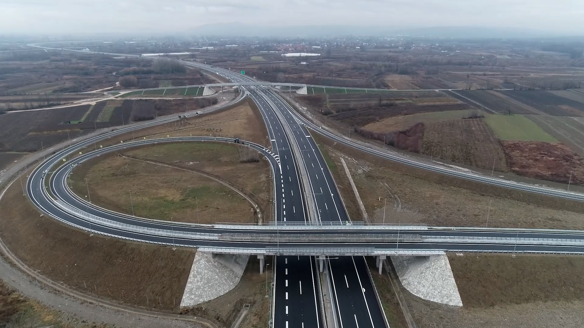 Veliki dan za stanovnike Srbije: Vučić danas otvara deonicu Moravskog koridora od Kruševca do Vrnjačke Banje (FOTO)(VIDEO)