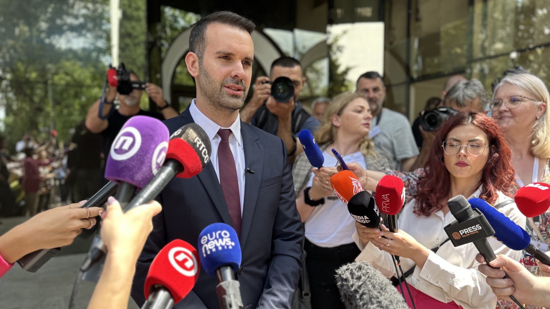 Ubica je medicinski fenomen: Milojko Spajić nakon sednice Veća za nacionalnu bezbednost najavio - usvaja se novi Zakon o oružju i zapošjavaju novi kadrovi u policiji