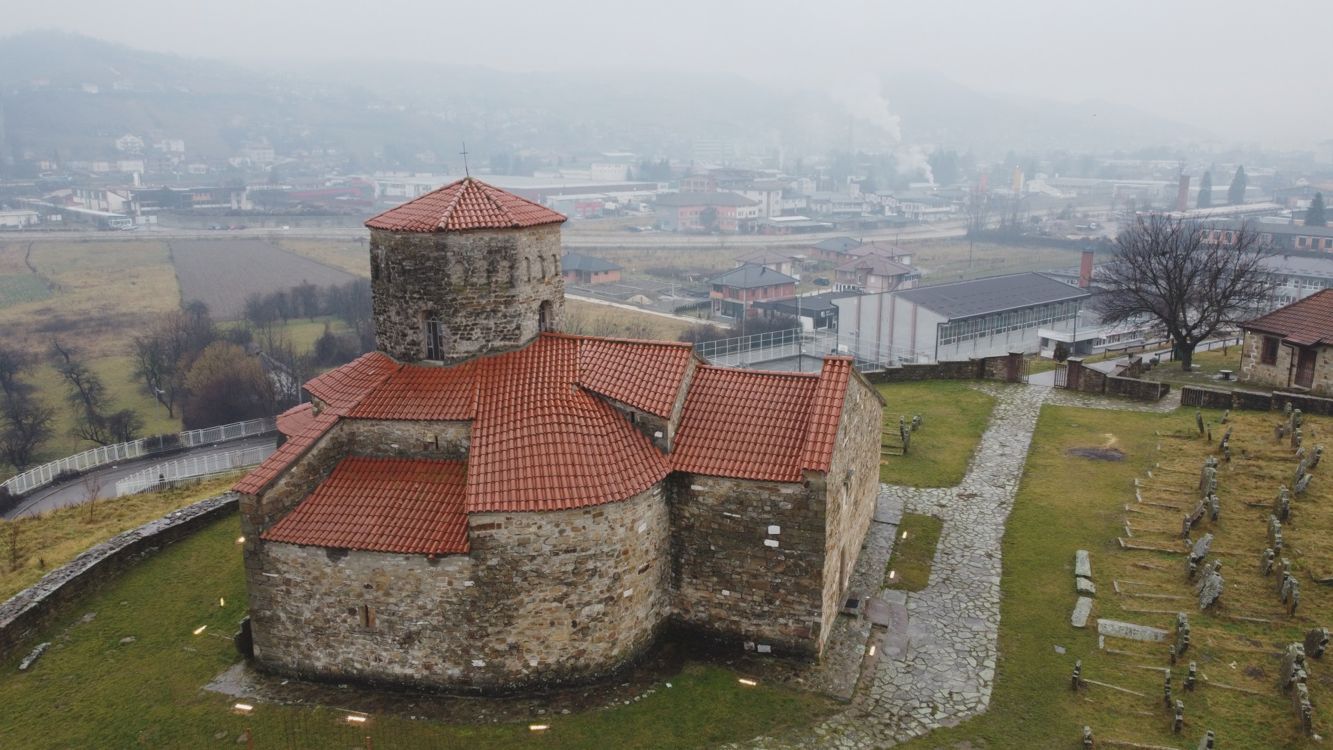 Ovo je crkva u kojoj je kršten Sveti Sava: Velika pravoslavna svetinja smestila se na brdu iznad Novog Pazara (FOTO) 
