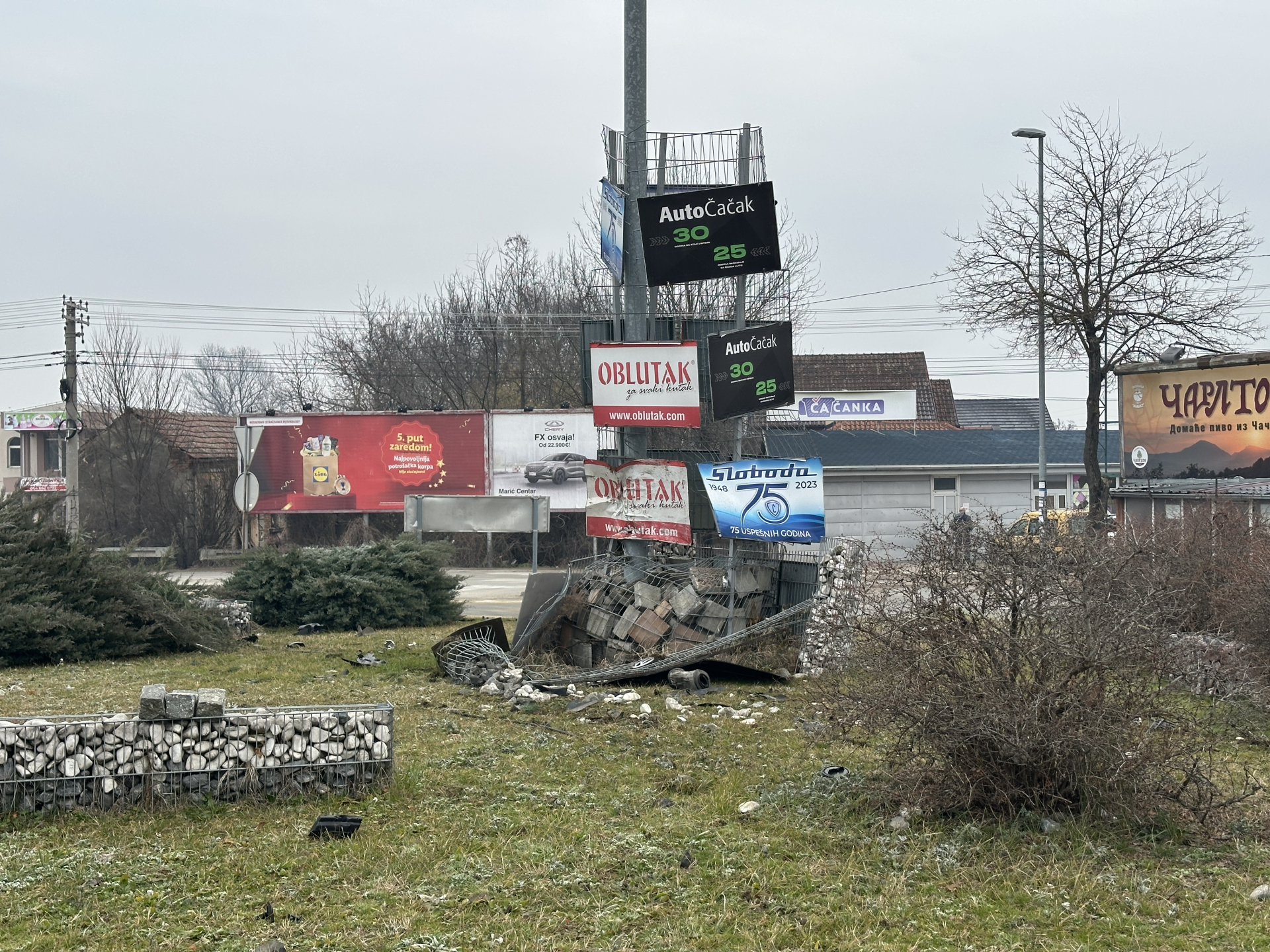 Silovit sudar na kružnom toku u Konjevićima / foto: RINA