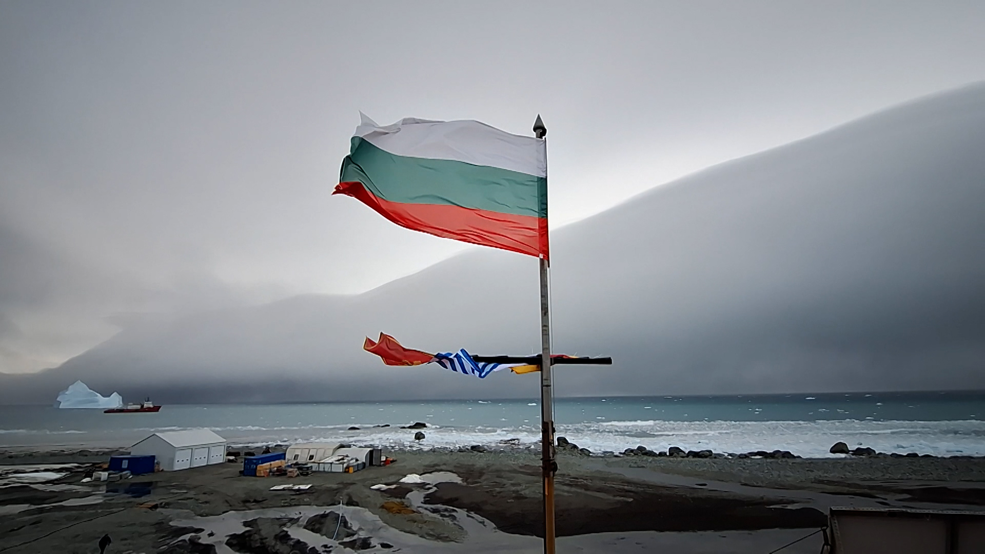Vesna prva naučnica iz Crne Gore koja je boravila na Antarktiku / foto: Privatna arhiva