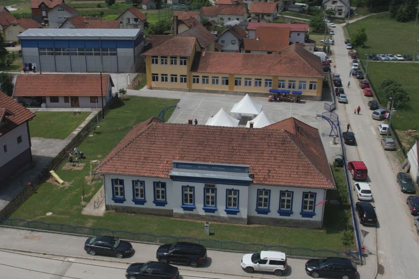Prodat dragačevski gigant iz Kotraže: Mlekara obrađivala 50.000 litara mleka dnevno, sada "otišla" za 15.3 miliona u ruke beogradske kompanije 