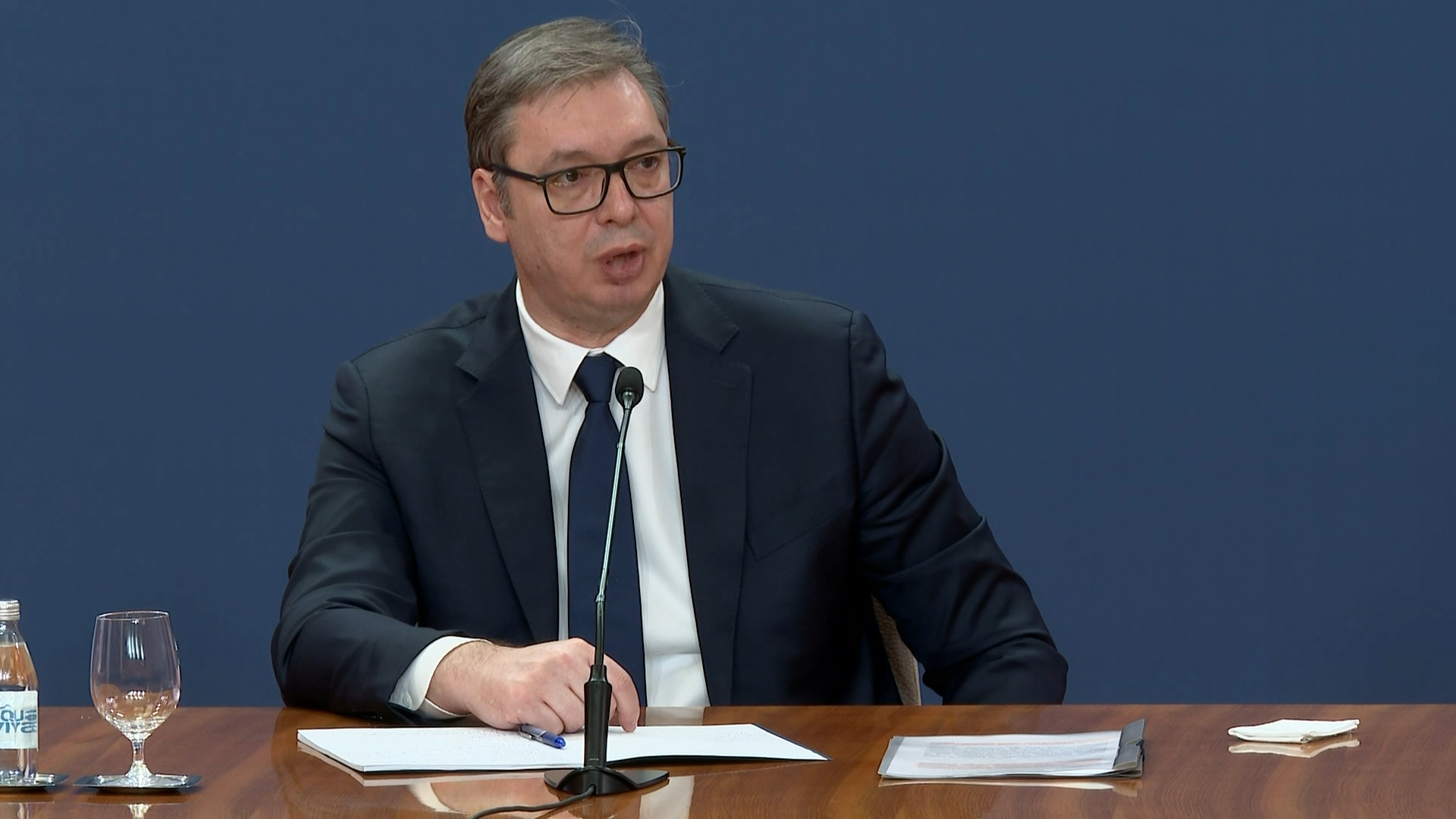 Vučić: Neće biti vanrednog stanja ali ni prelazne vlade, molim sve da ne upotrebljavaju silu na sutrašnjem skupu