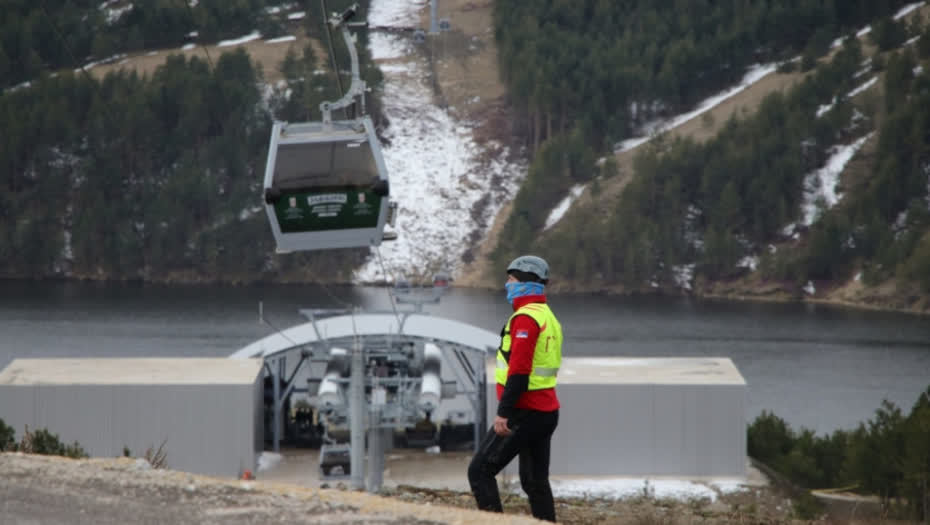 Uzbuna u NP Beljanica kod Bora: Gorska služba i MUP u jurnjavi kroz šumu tragaju za petoro nestalih