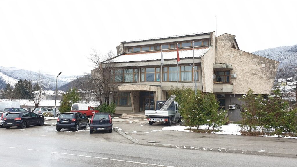 Traži se 20 inženjera u Srbiji: Elektroprivreda Srbije raspisala konkurs koji je sjajna prilika za zapošljavanje školovanih kadrova, evo do kada traje 