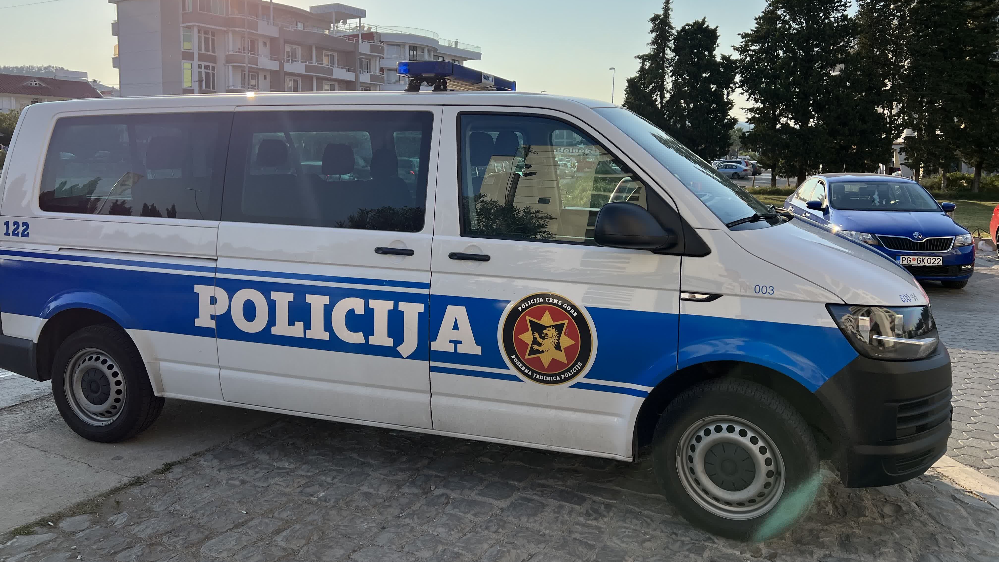 Jezive pretnje smrću u porodičnoj kući „Ubiću prvo tebe, pa sve ostale!“: Sin terorisao majku u Bijelom Polju, odmah mu odredjeno zadržavanje